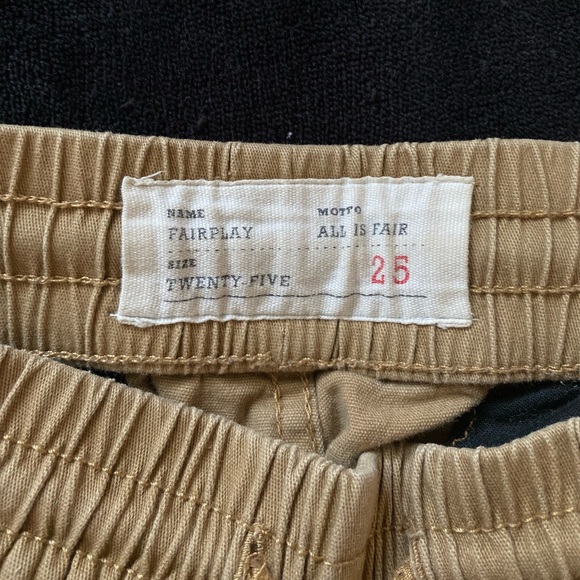 Fairplay All is Fair Women’s Tan Mid Rise Cropped Joggers Size 25 - Picture 3 of 6